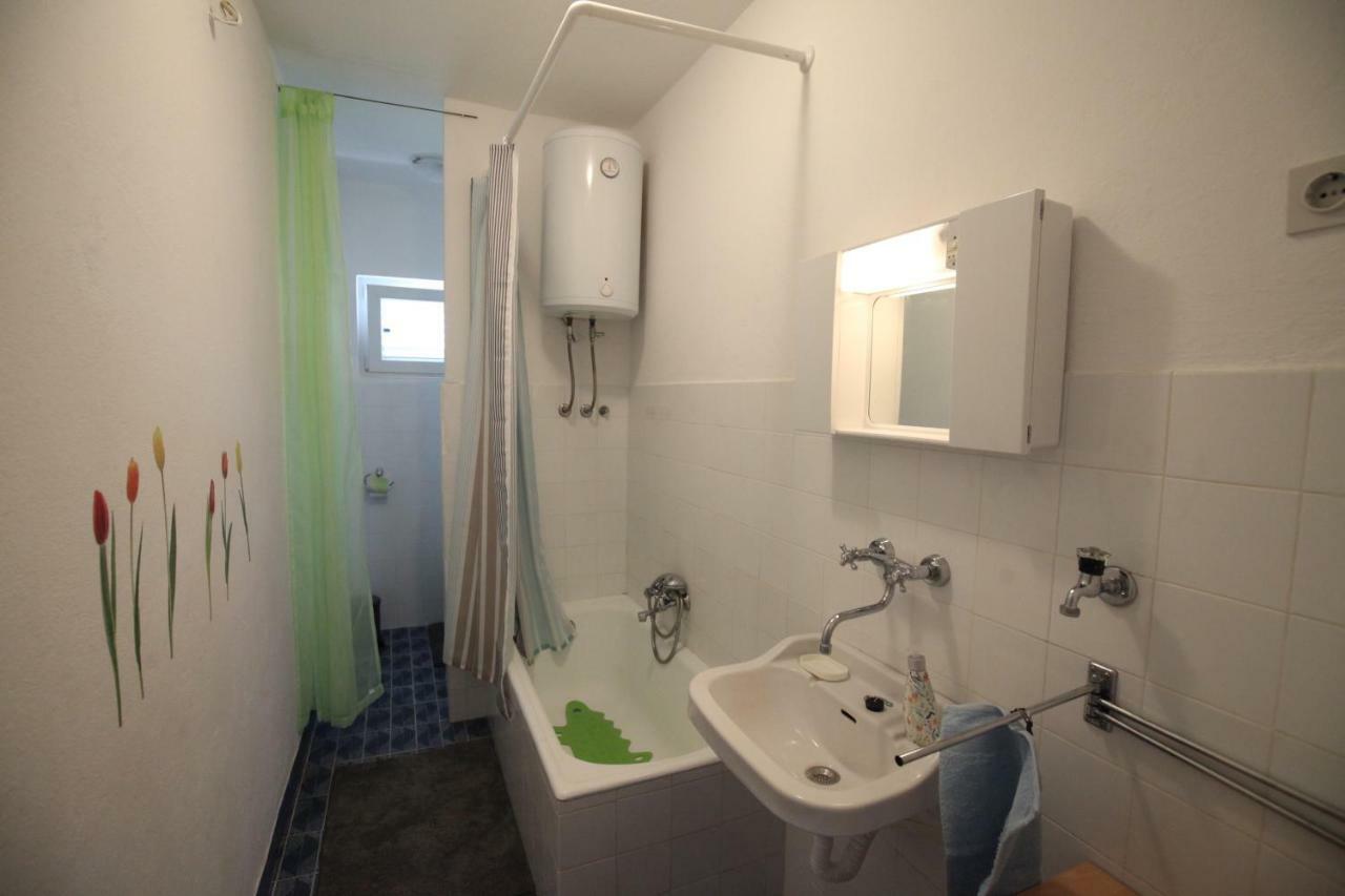 Apartment Vodice Exterior foto